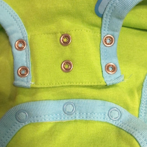 👀4/$25 Disney Baby 18-24 Month Scream Machine Long Sleeve Onesie Monster Inc 🆕 - Picture 4 of 5